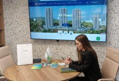 Ипотечный специалист «Сбер Банка» в офисе продаж  группы компаний «Мастерстрой ДВ»